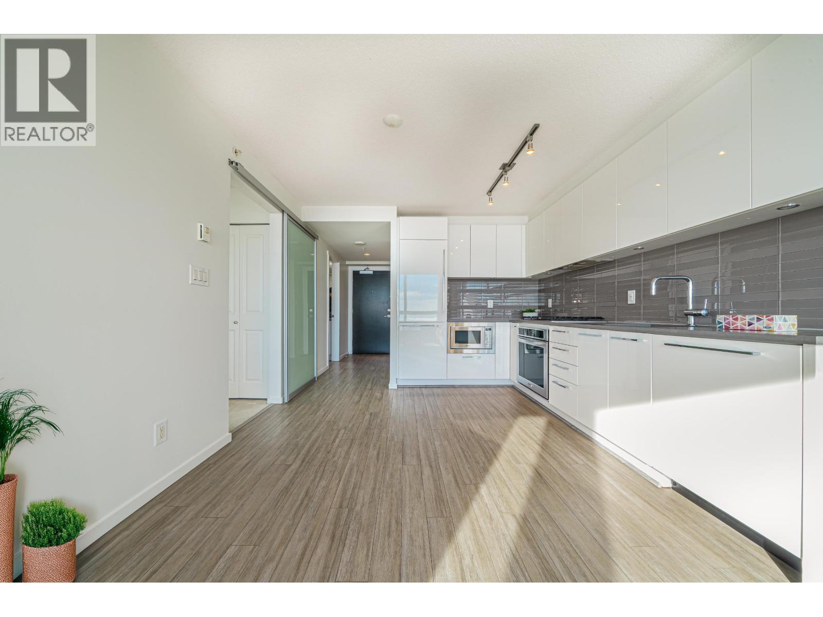 3301 6658 Dow Avenue, Burnaby, British Columbia  V5H 0C7 - Photo 8 - R3087422