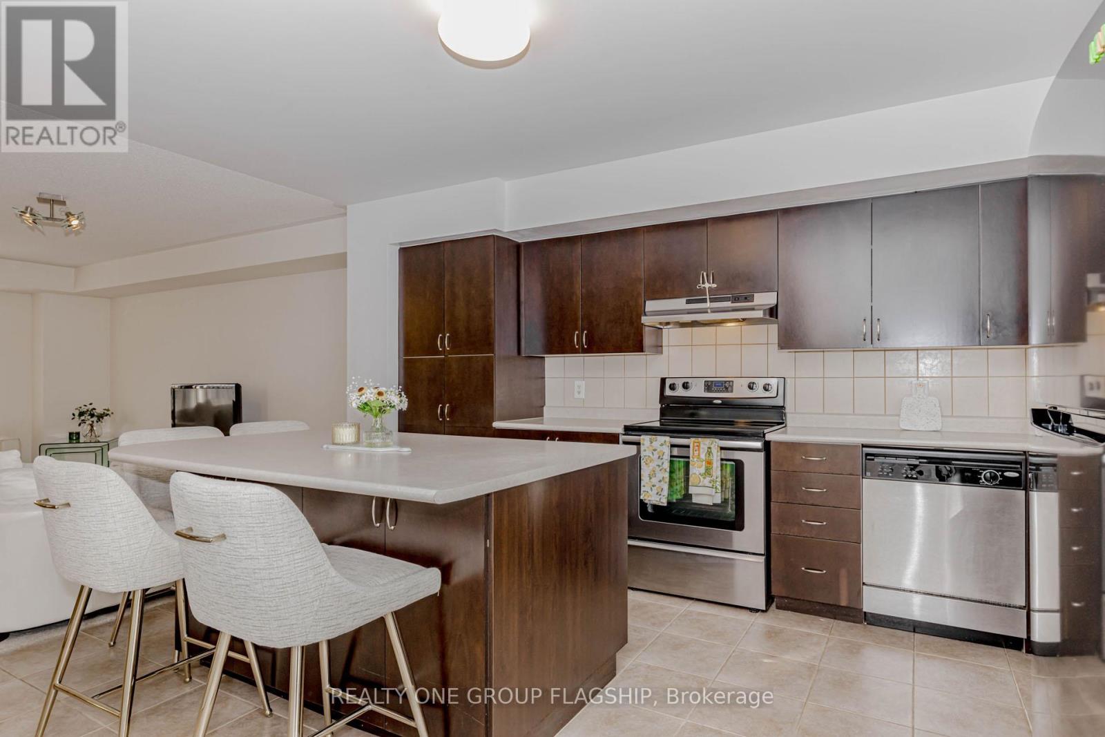 45 - 5035 Oscar Peterson Blvd Boulevard, Mississauga, Ontario  L5M 0P4 - Photo 11 - W12878820