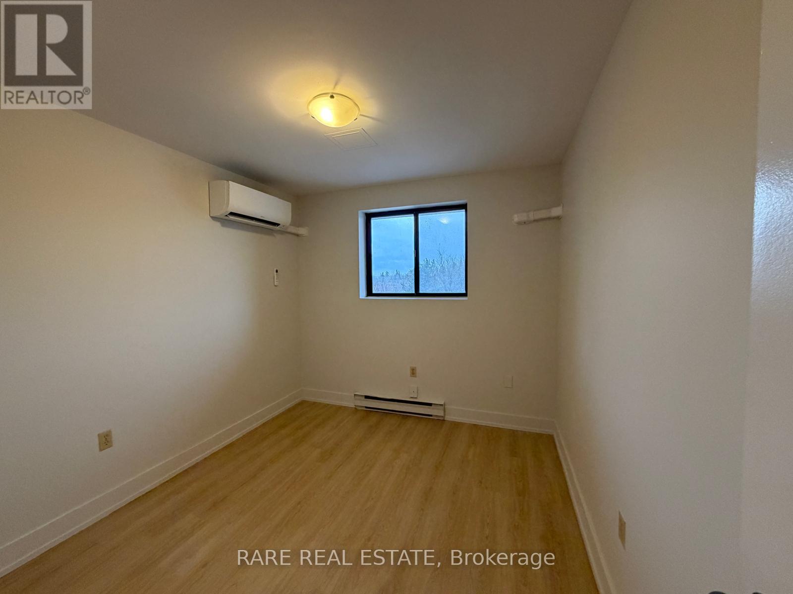 404 - 45 Bredin Parkway, Orangeville, Ontario  L9W 3X2 - Photo 10 - W12878936