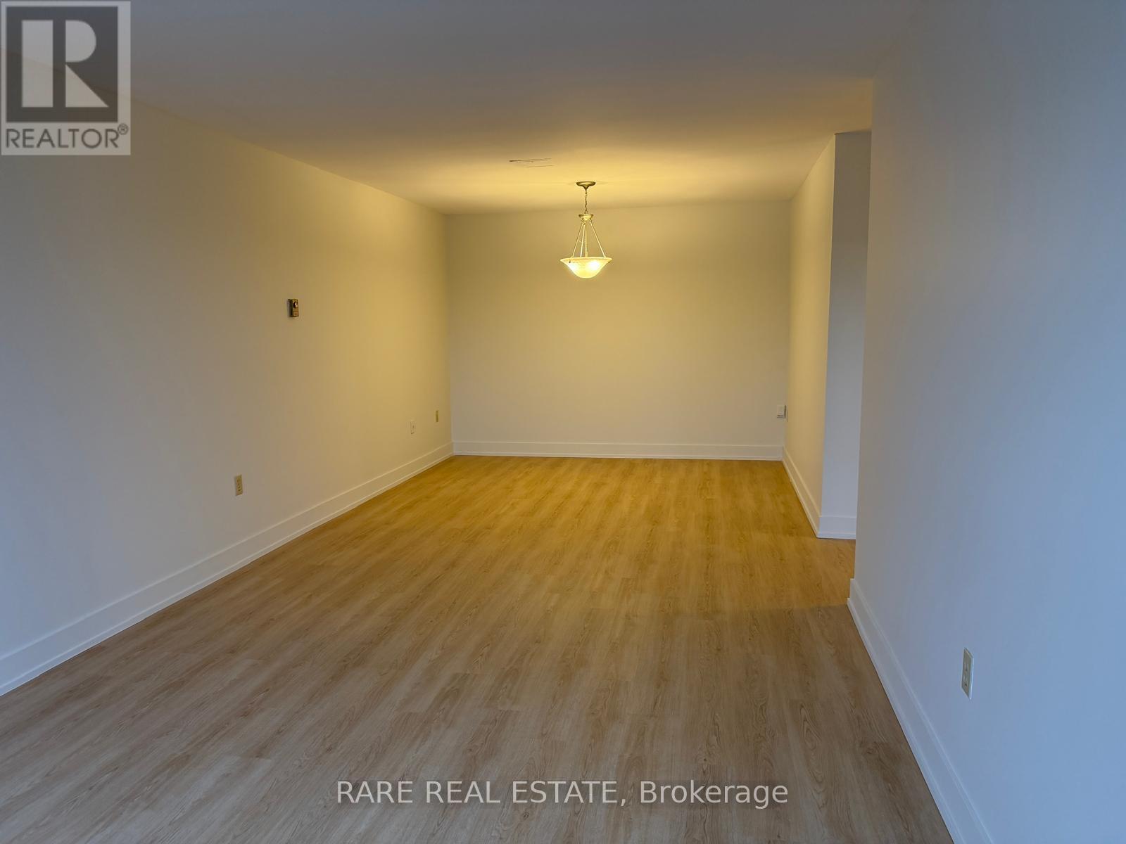 404 - 45 Bredin Parkway, Orangeville, Ontario  L9W 3X2 - Photo 7 - W12878936