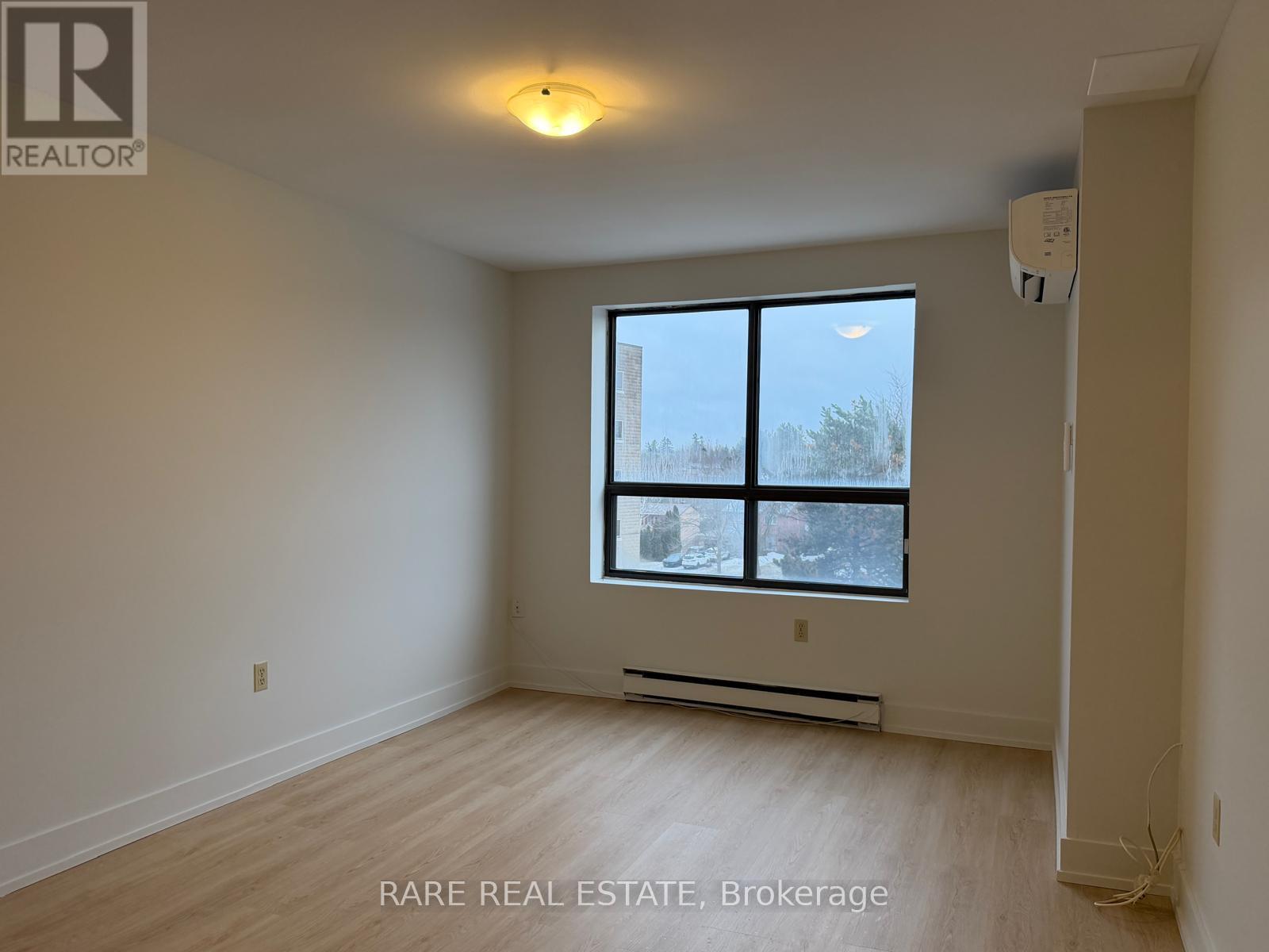 404 - 45 Bredin Parkway, Orangeville, Ontario  L9W 3X2 - Photo 8 - W12878936