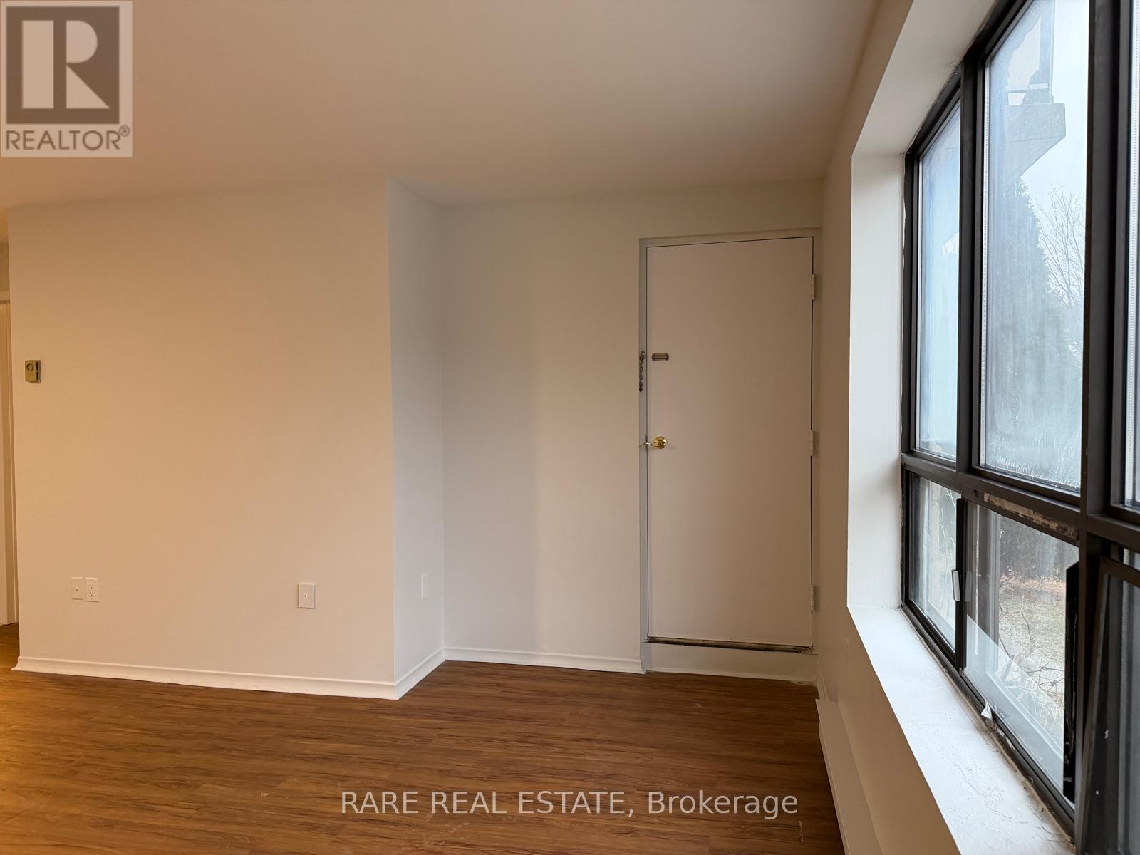 103 - 35 Bredin Parkway, Orangeville, Ontario  L9W 3X1 - Photo 7 - W12878946