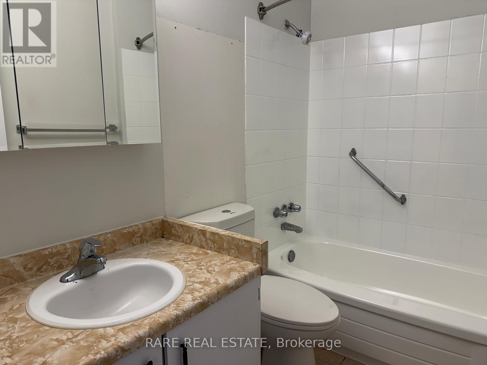 103 - 35 Bredin Parkway, Orangeville, Ontario  L9W 3X1 - Photo 9 - W12878946