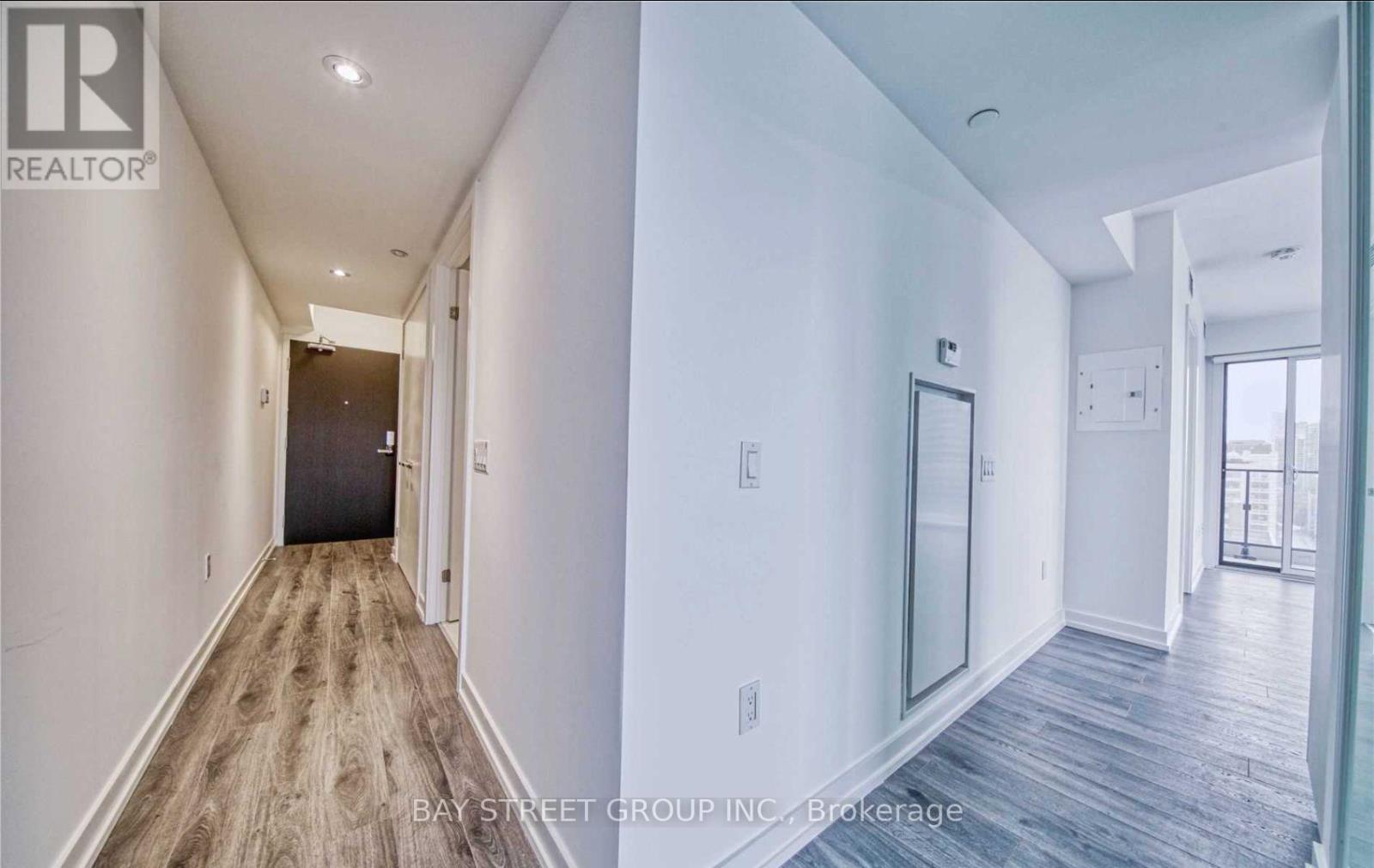 1910 - 77 Shuter Street, Toronto, Ontario  M5B 0B8 - Photo 3 - C12878874