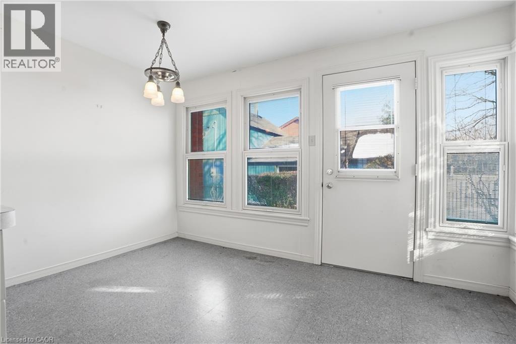 60 Park Street W, Dundas, Ontario  L9H 1X2 - Photo 13 - 40805517