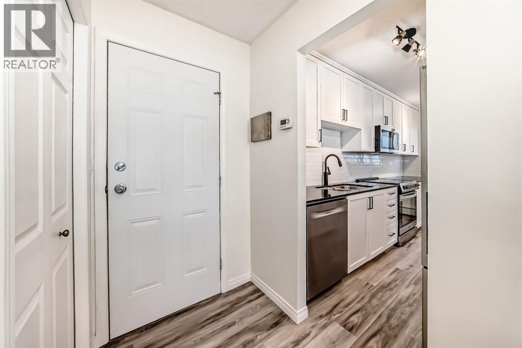 401, 823 19 Avenue Sw, Calgary, Alberta  T2T 0C6 - Photo 2 - A2285907