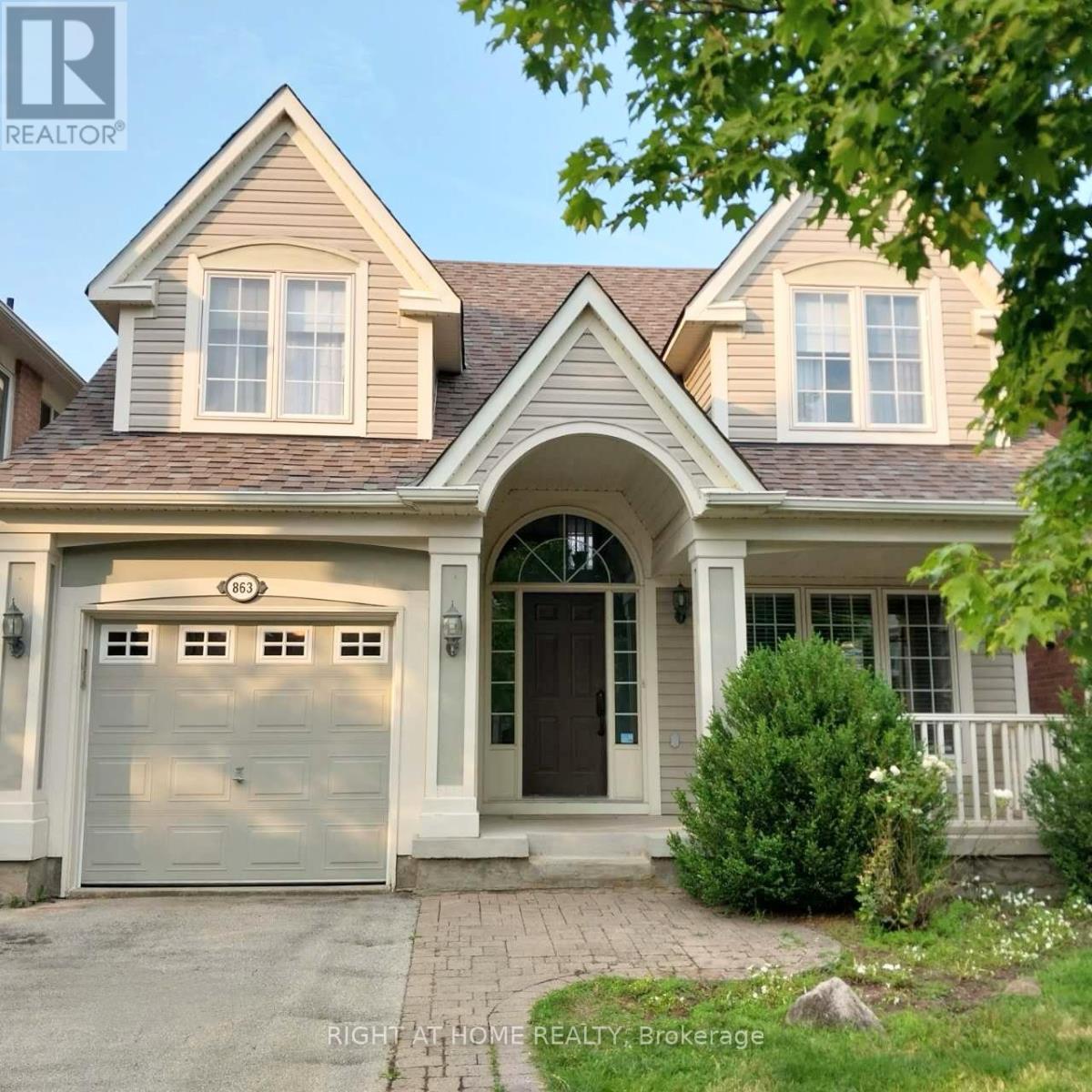 863 Mcduffe Crescent, Milton, Ontario  L9T 6M8 - Photo 2 - W12871476