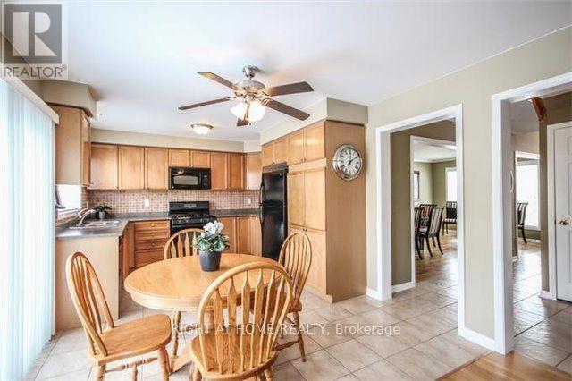 863 Mcduffe Crescent, Milton, Ontario  L9T 6M8 - Photo 4 - W12871476