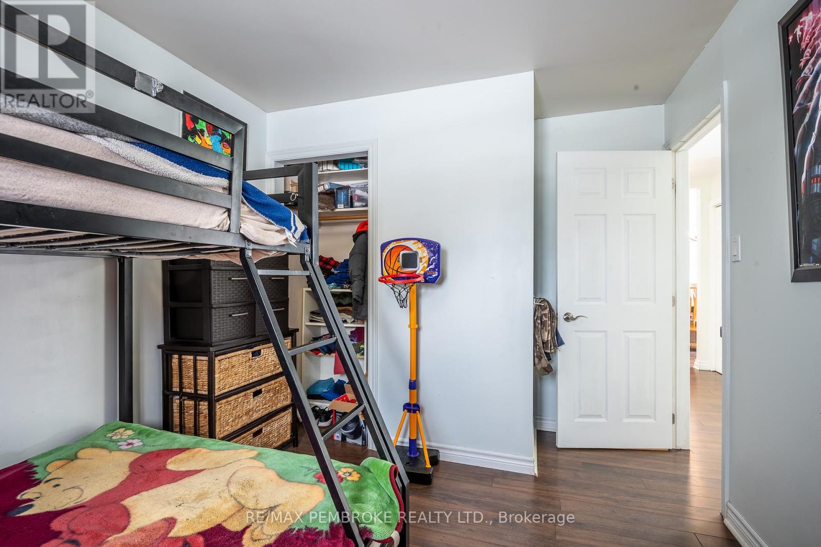 22&24 Hoffman Street, Petawawa, Ontario  K8A 2J5 - Photo 15 - X12878968