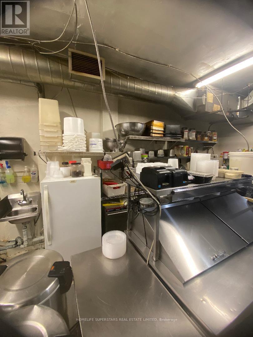 1753 Avenue Road E, Toronto, Ontario  M5M 3Y8 - Photo 12 - C12878950