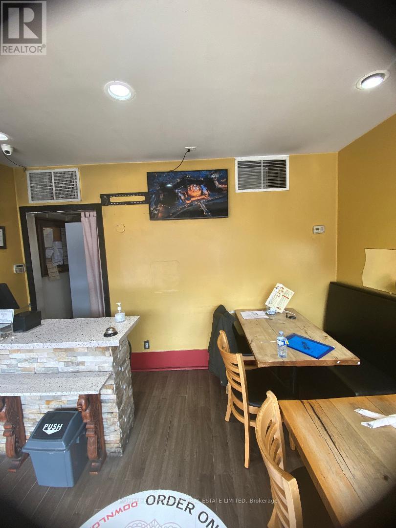 1753 Avenue Road E, Toronto, Ontario  M5M 3Y8 - Photo 3 - C12878950