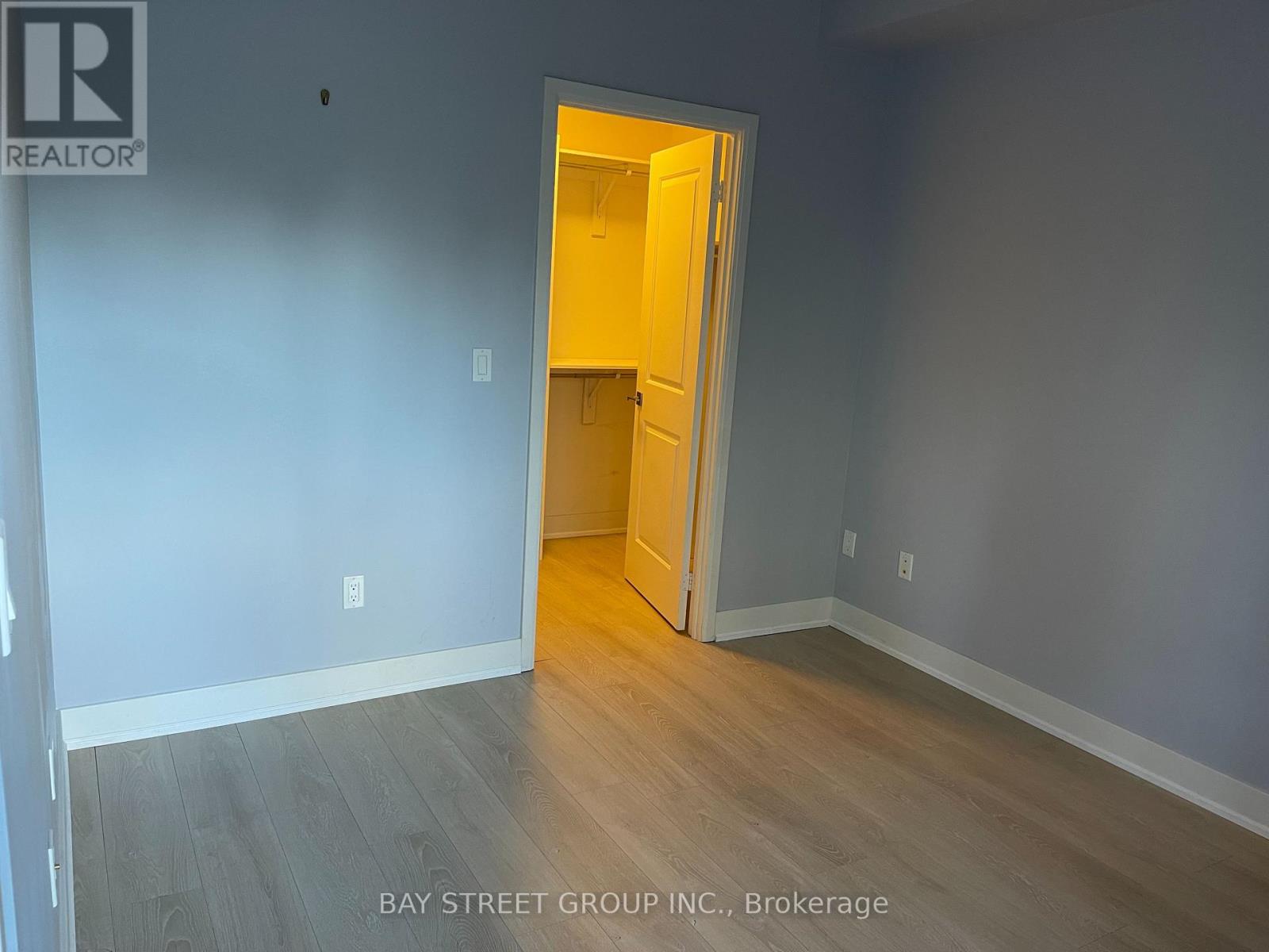 215 - 88 Sheppard Avenue E, Toronto, Ontario  M2N 0G9 - Photo 9 - C12878990