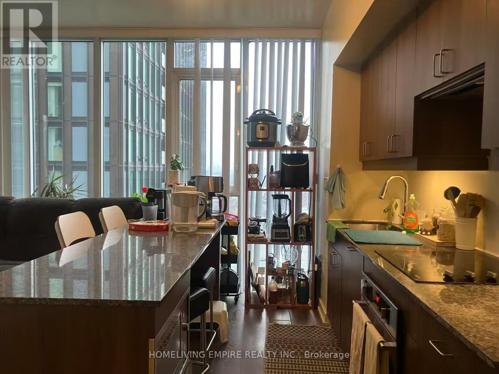 2703 - 426 University Avenue, Toronto, Ontario  M5G 1S9 - Photo 10 - C12878998