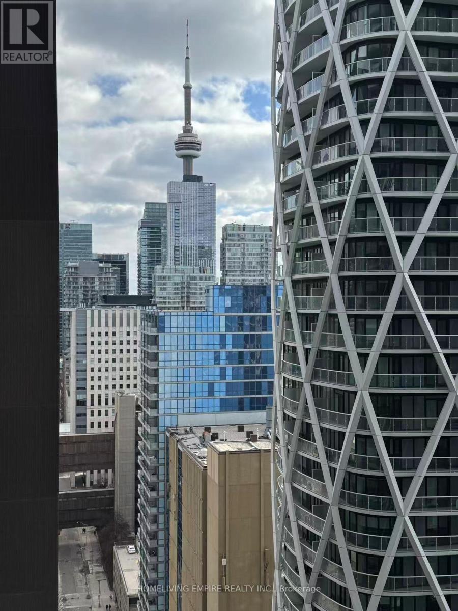 2703 - 426 University Avenue, Toronto, Ontario  M5G 1S9 - Photo 11 - C12878998