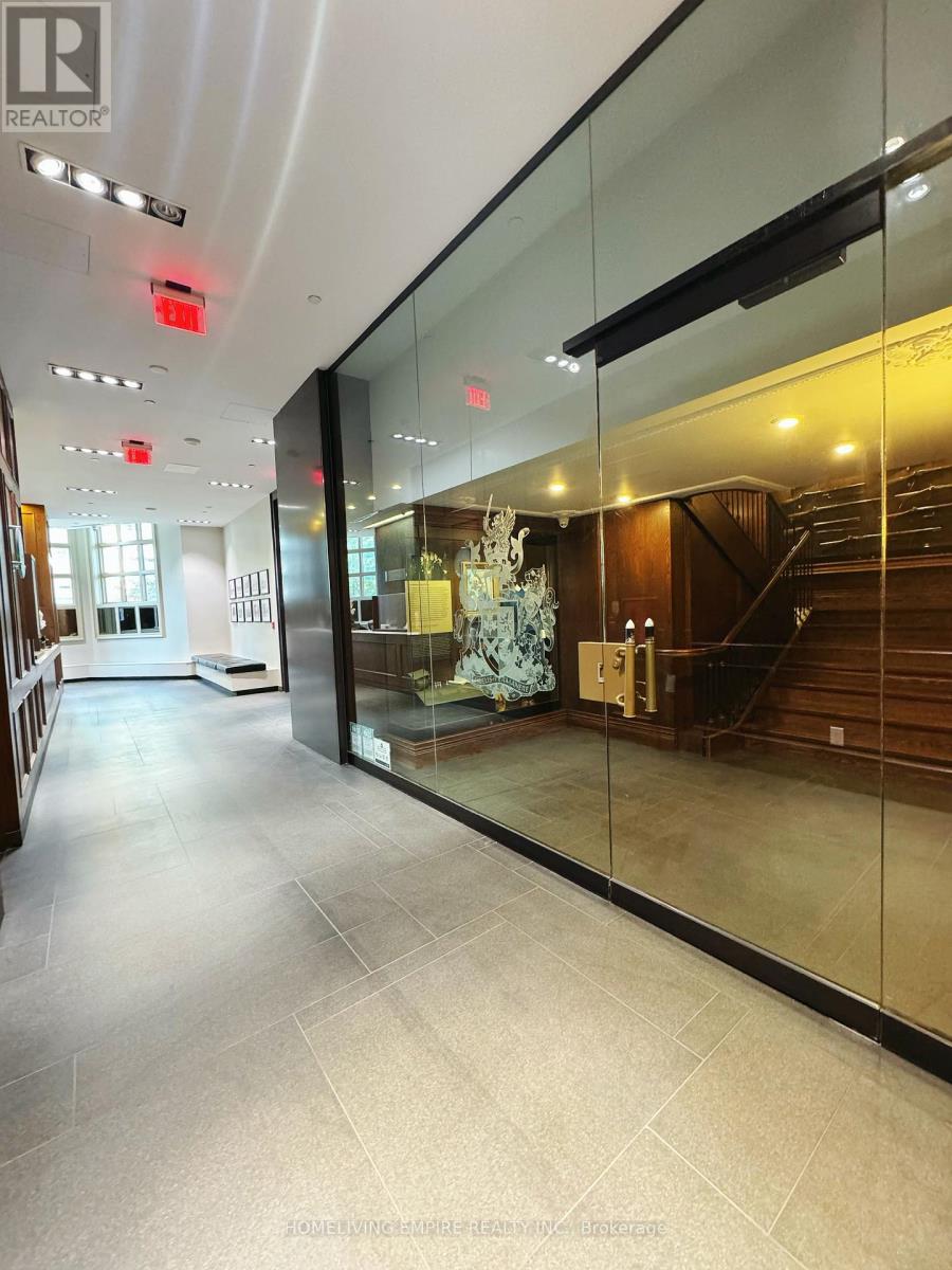 2703 - 426 University Avenue, Toronto, Ontario  M5G 1S9 - Photo 2 - C12878998