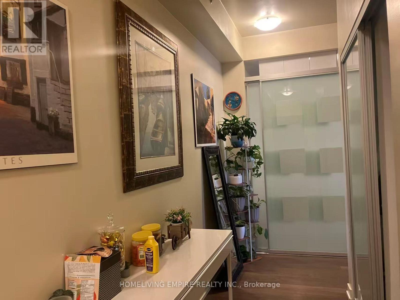 2703 - 426 University Avenue, Toronto, Ontario  M5G 1S9 - Photo 4 - C12878998