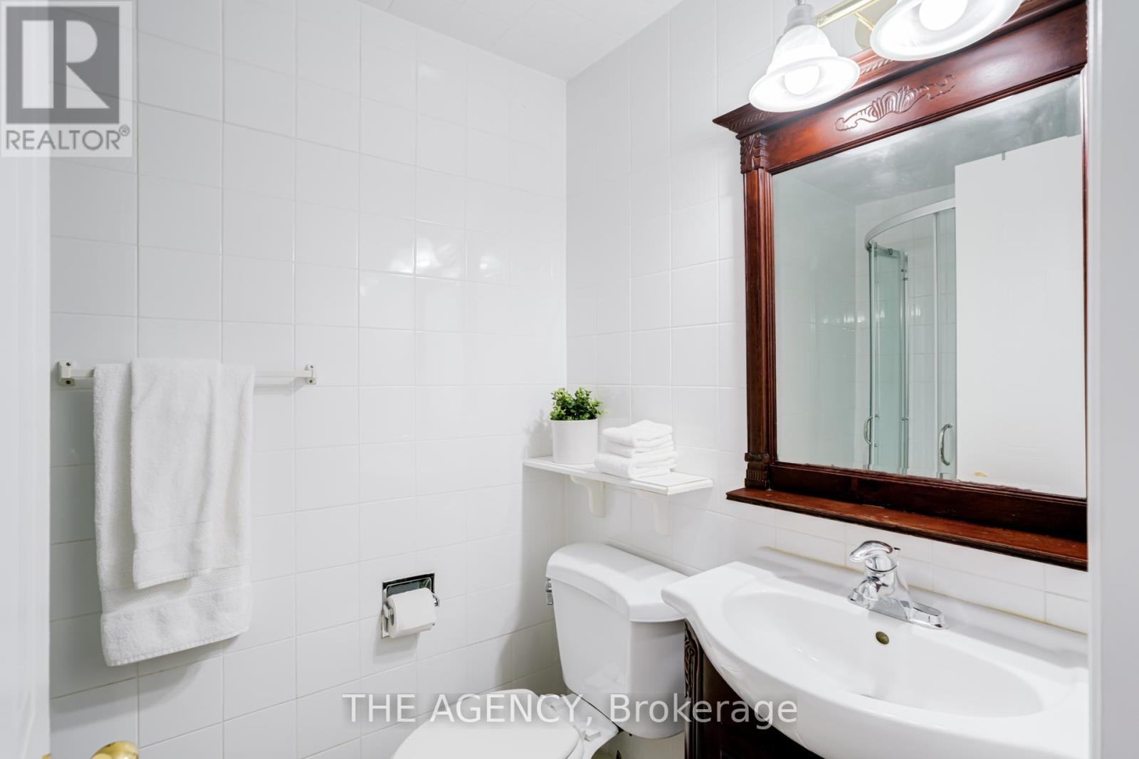 142 Greenbrae Circuit, Toronto, Ontario  M1H 1R3 - Photo 21 - E12878948