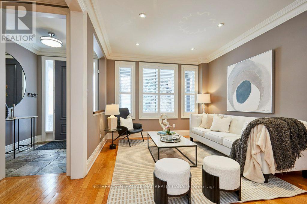 64a Eastville Avenue, Toronto, Ontario  M1M 2N9 - Photo 5 - E12878984