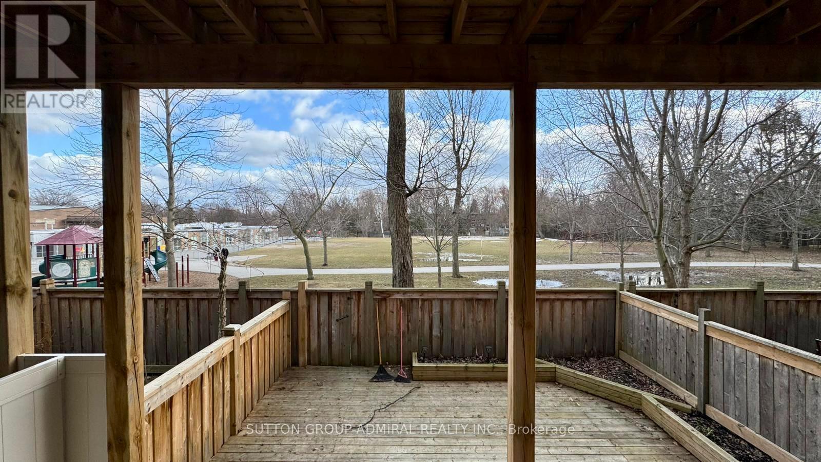 54 Heron Park Pl, Toronto, Ontario  M1E 0B8 - Photo 11 - E12878996