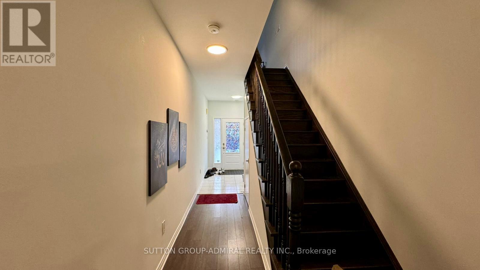 54 Heron Park Pl, Toronto, Ontario  M1E 0B8 - Photo 2 - E12878996