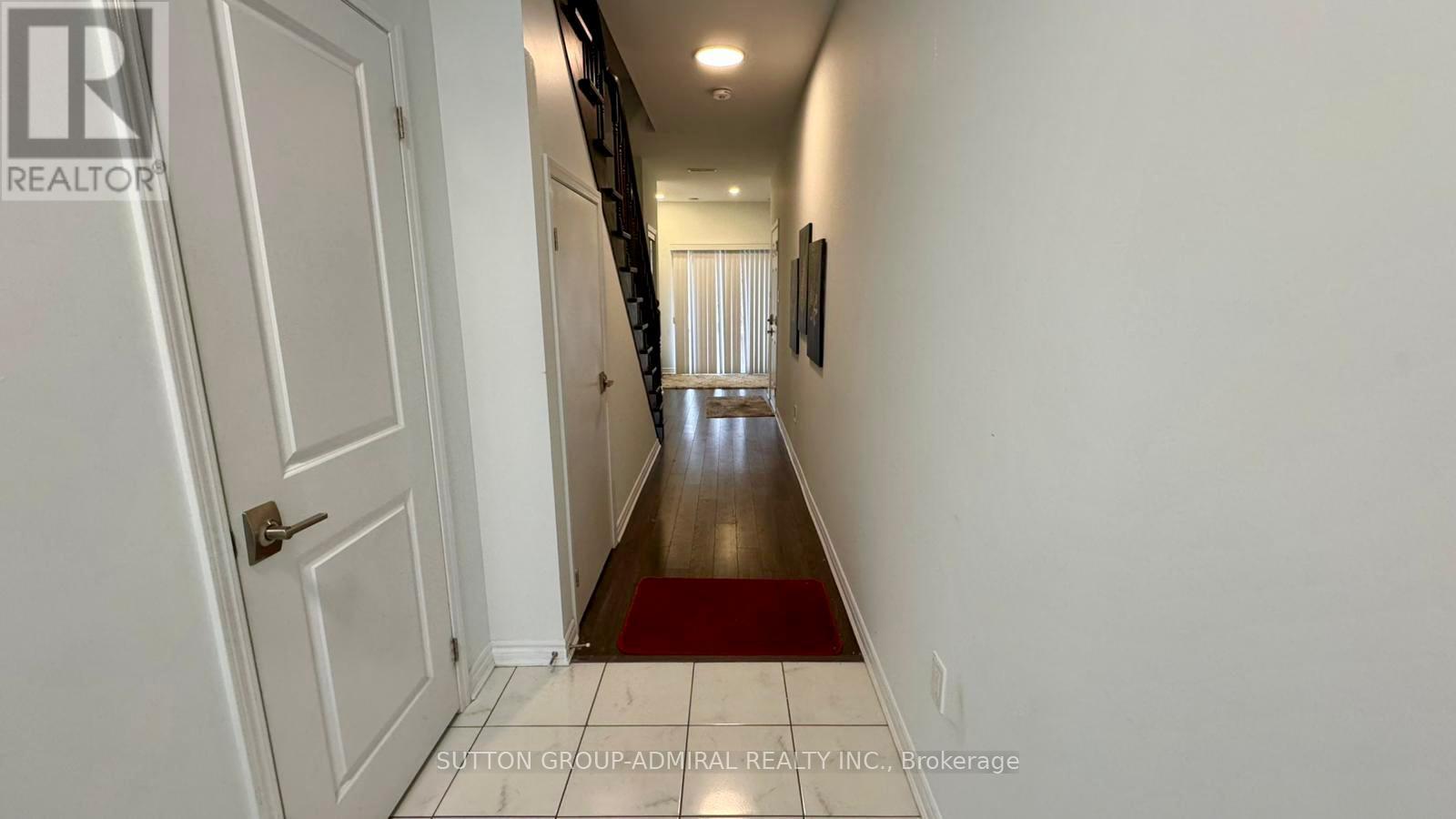 54 Heron Park Pl, Toronto, Ontario  M1E 0B8 - Photo 3 - E12878996