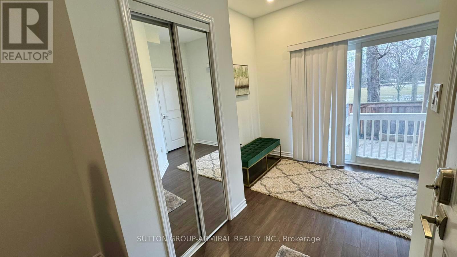 54 Heron Park Pl, Toronto, Ontario  M1E 0B8 - Photo 8 - E12878996