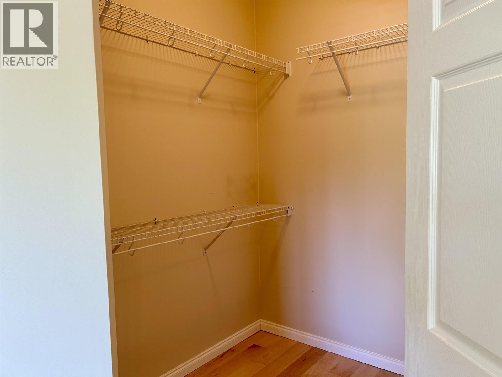 225 3098 Guildford Way, Coquitlam, British Columbia  V3B 7W8 - Photo 11 - R3098062