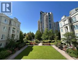 225 3098 GUILDFORD WAY, Coquitlam, British Columbia