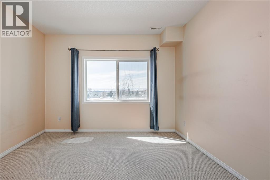 144 Rocky Vista Terrace Nw, Calgary, Alberta  T3G 5G7 - Photo 28 - A2292563