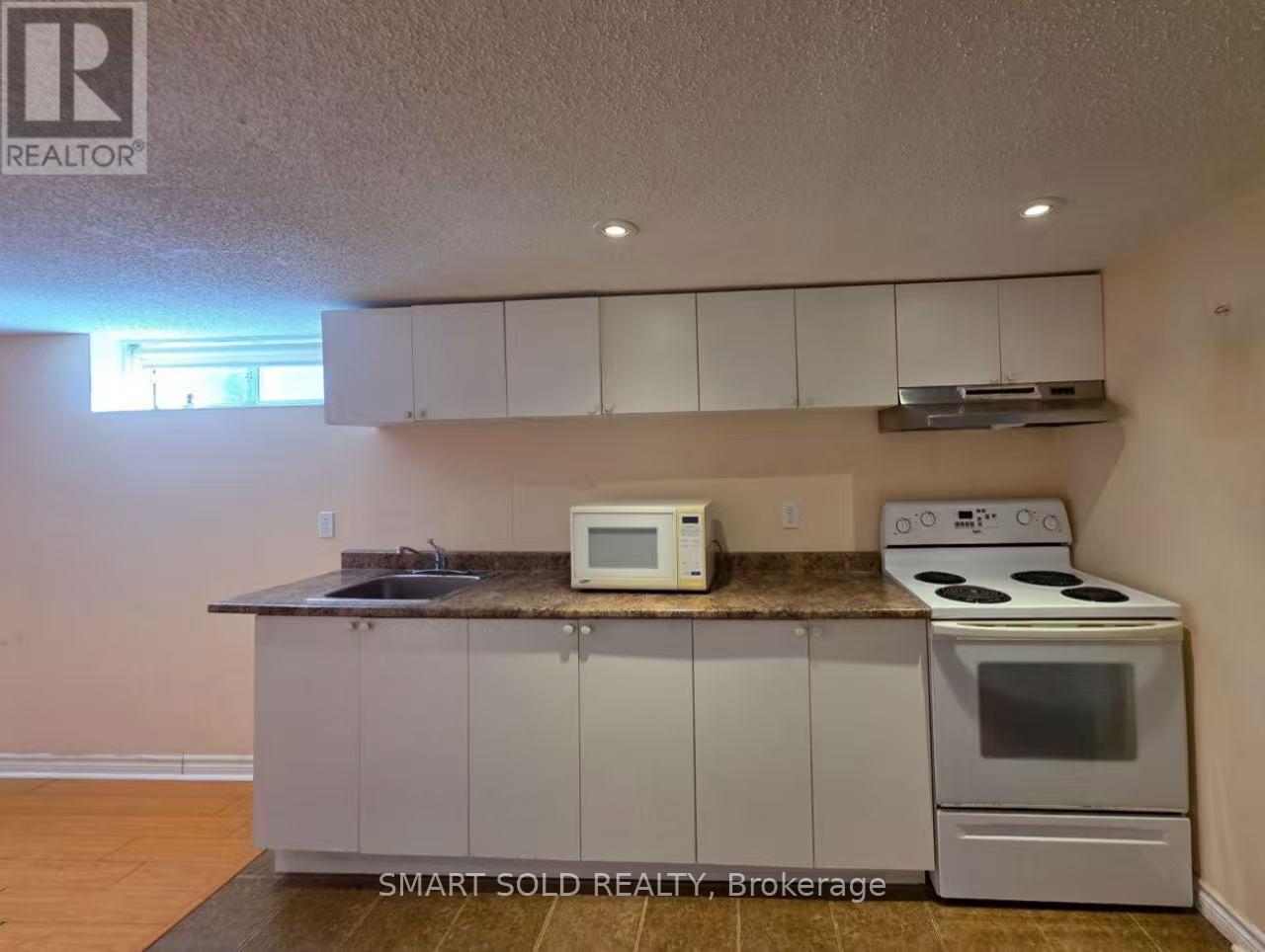 438 Marybay Crescent, Richmond Hill, Ontario  L4C 2X4 - Photo 25 - N12878978