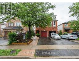 32 CORDGRASS CRESCENT, Brampton, Ontario