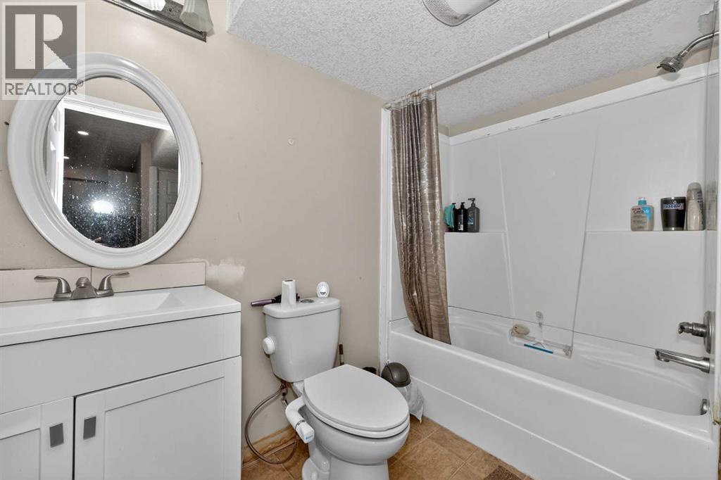 246 Saddlebrook Way Ne, Calgary, Alberta  T3J 0B4 - Photo 41 - A2291830