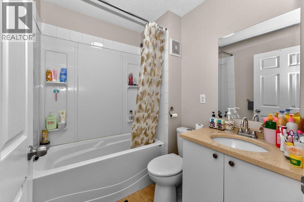 246 Saddlebrook Way Ne, Calgary, Alberta  T3J 0B4 - Photo 20 - A2291830