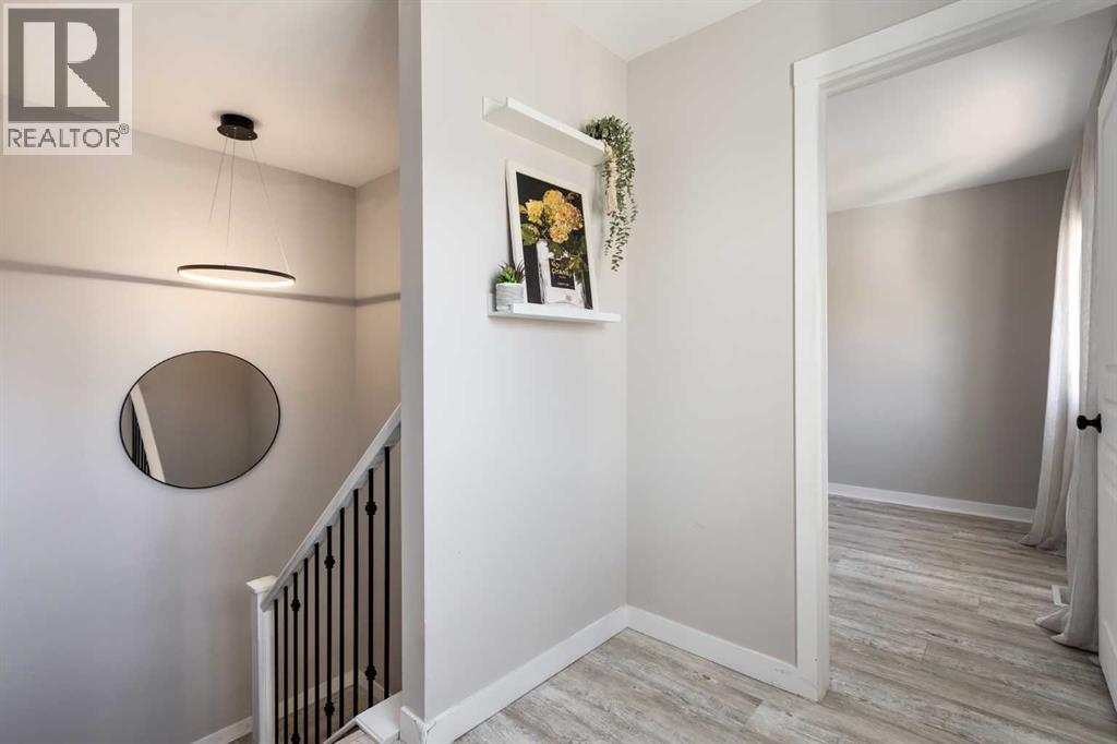 112, 25 Glamis Green Sw, Calgary, Alberta  T3E 6V1 - Photo 16 - A2287121