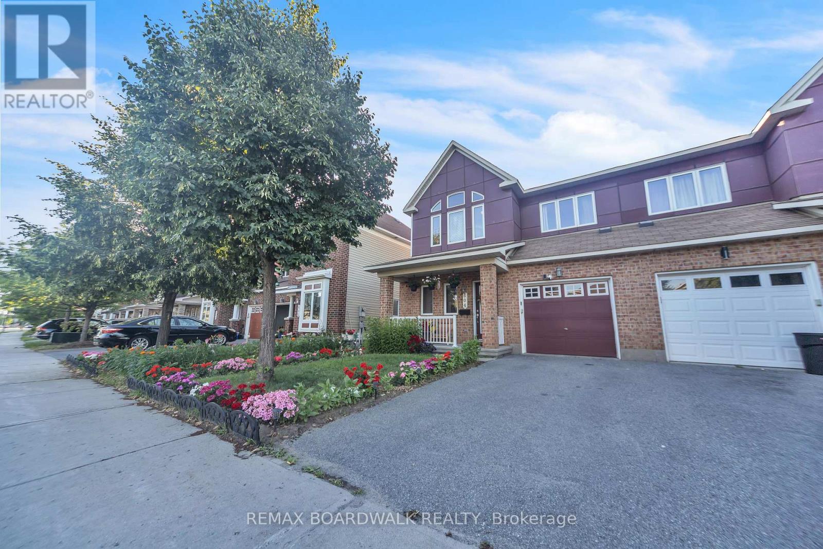 604 Paul Metivier Drive, Ottawa, Ontario  K2J 0X9 - Photo 2 - X12879044