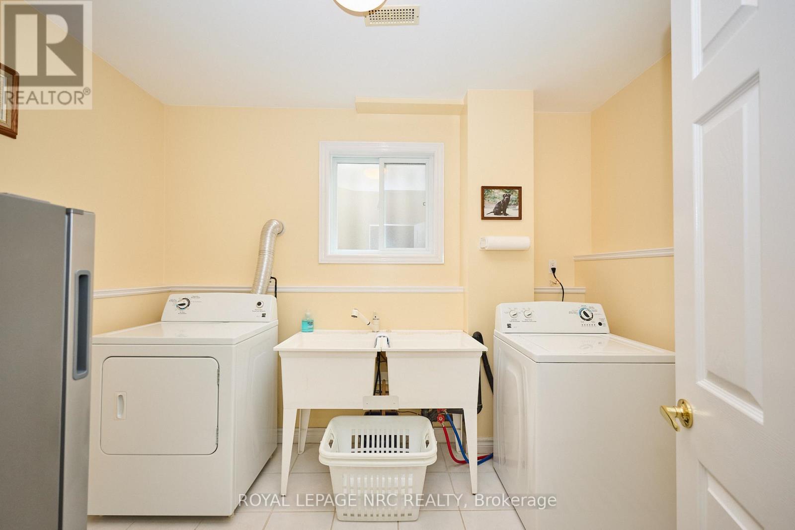 8105 Citation Road, Niagara Falls, Ontario  L2H 3H7 - Photo 25 - X12879042