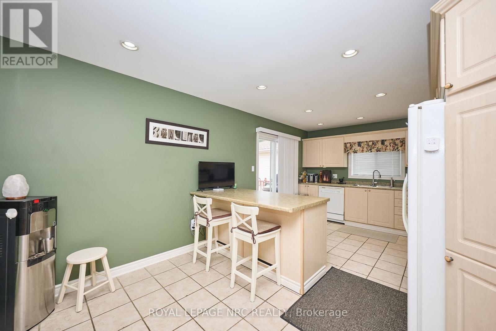 8105 Citation Road, Niagara Falls, Ontario  L2H 3H7 - Photo 9 - X12879042