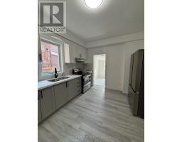 201 - 262 CLINTON STREET, Toronto, Ontario