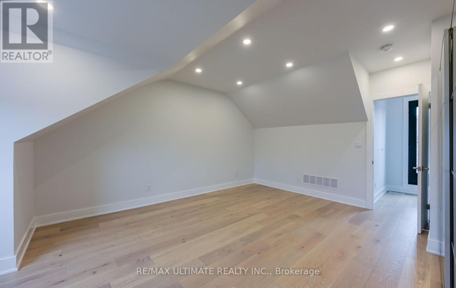 2nd + 3rd Floor - 501c Carlaw Avenue, Toronto (North Riverdale), Ontario  M4K 3J3 - Photo 26 - E12879034