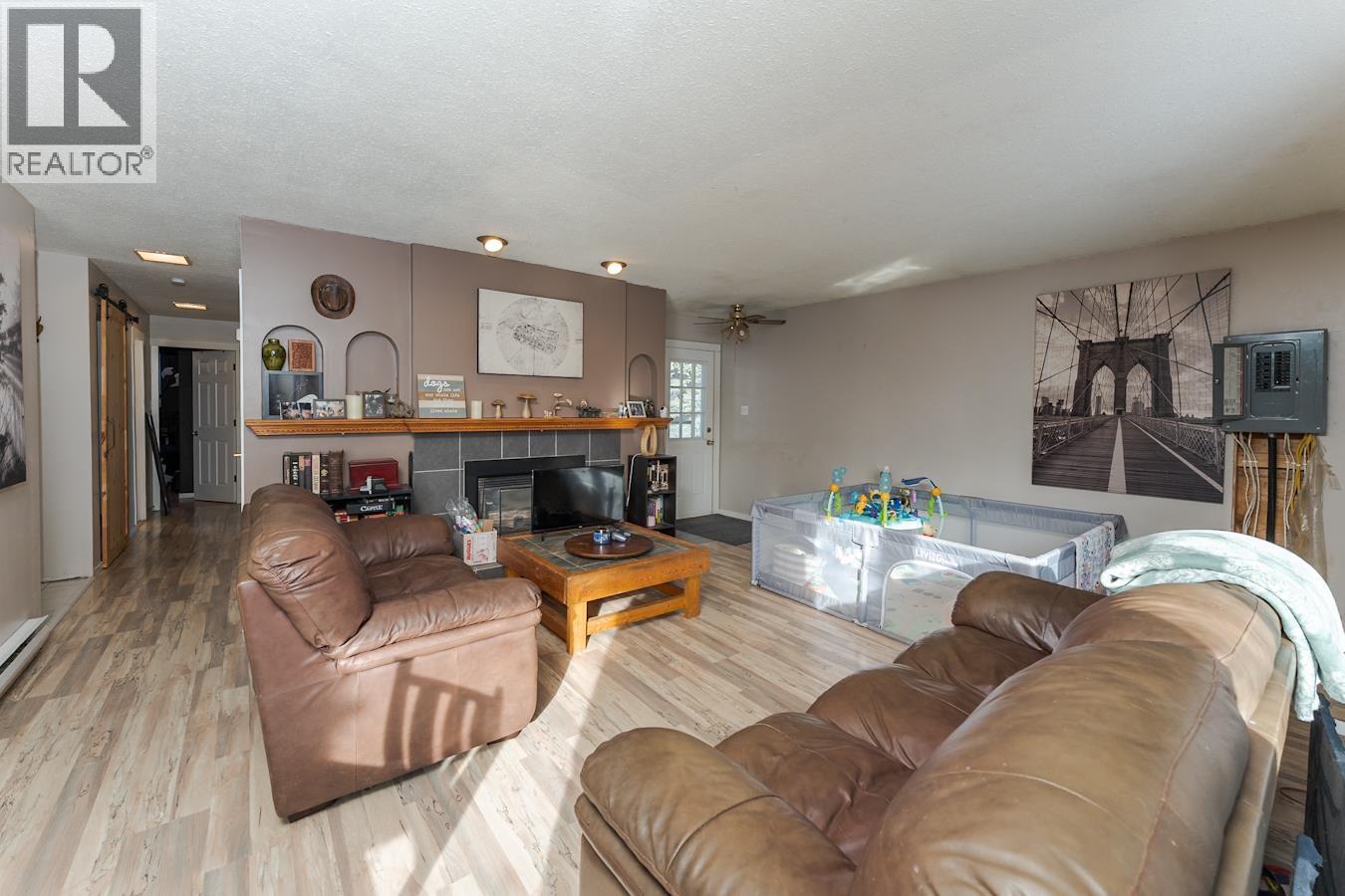 239 Fern Crescent, Prince George, British Columbia  V2N 1J5 - Photo 8 - R3099284