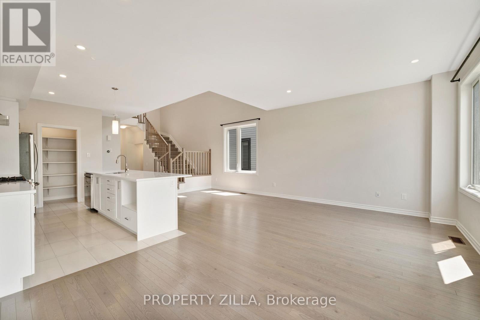 517 Enclave Lane, Clarence-Rockland, Ontario  K4K 1T2 - Photo 9 - X12879038