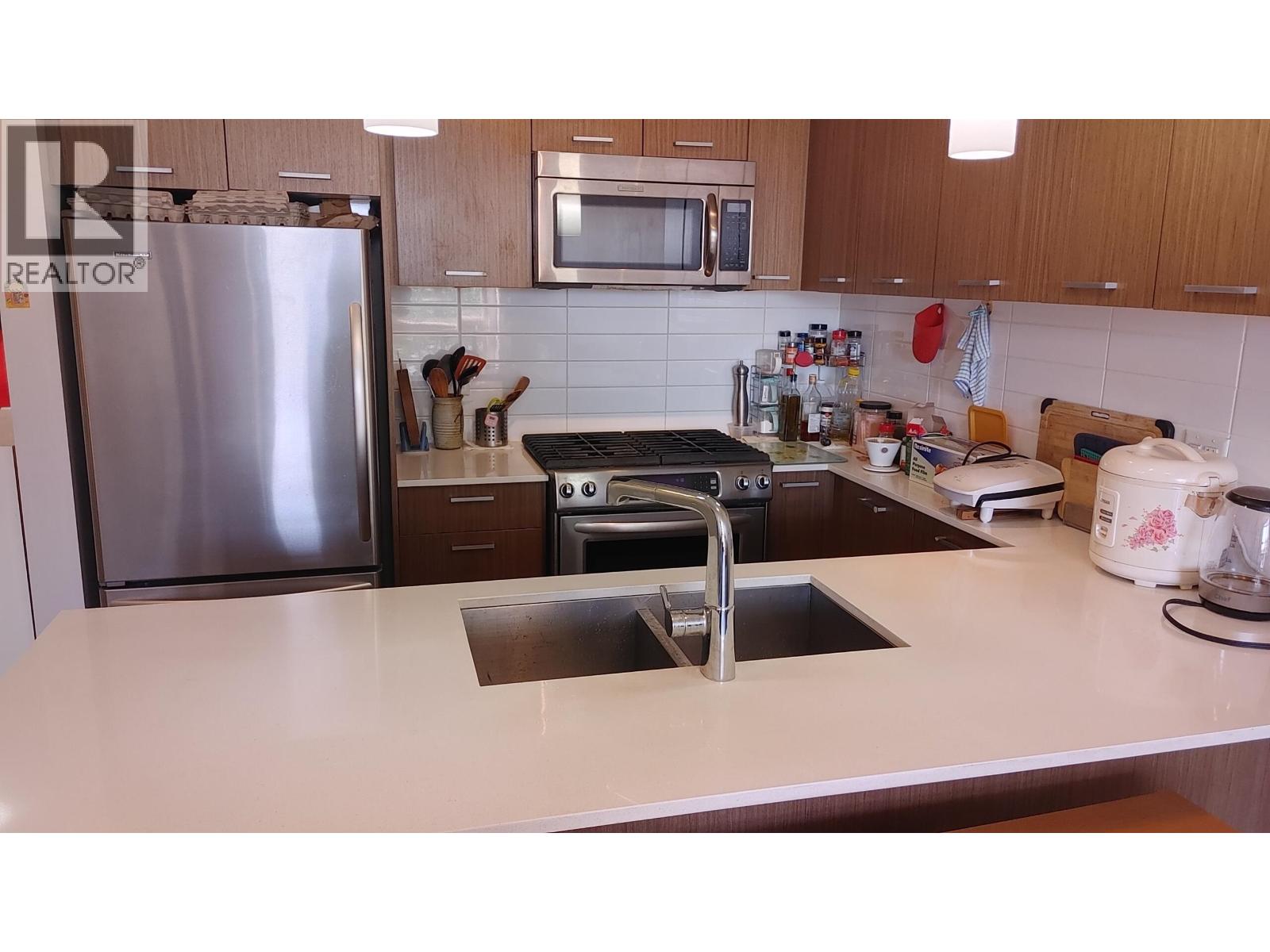 209 1182 W 16th Street, Vancouver, British Columbia  V7P 0B3 - Photo 5 - R3098567