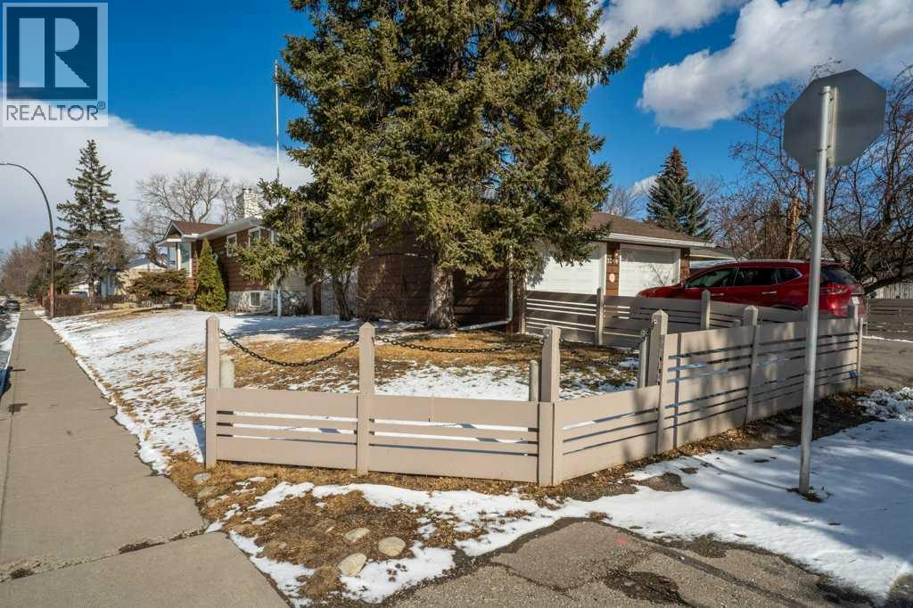 3204 33 Street Se, Calgary, Alberta  T2B 0V4 - Photo 4 - A2293157