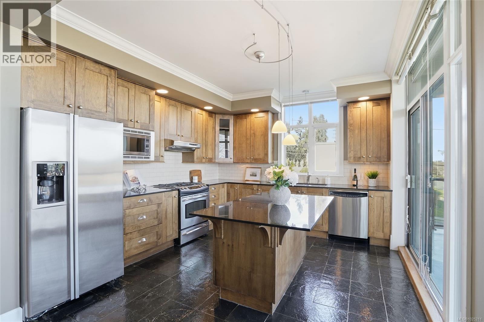 201 225 Rosehill St, Nanaimo, British Columbia  V9S 1E1 - Photo 13 - 1025211