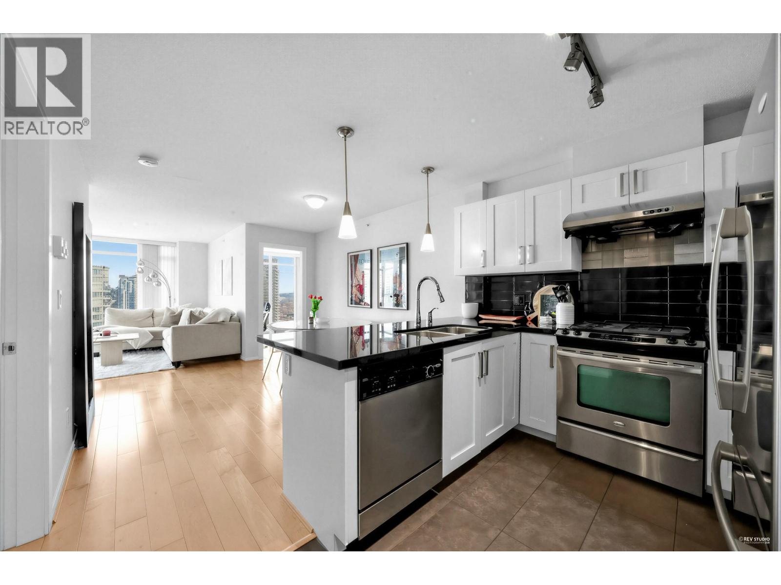 2005 2133 Douglas Road, Burnaby, British Columbia  V5C 0E9 - Photo 4 - R3099293