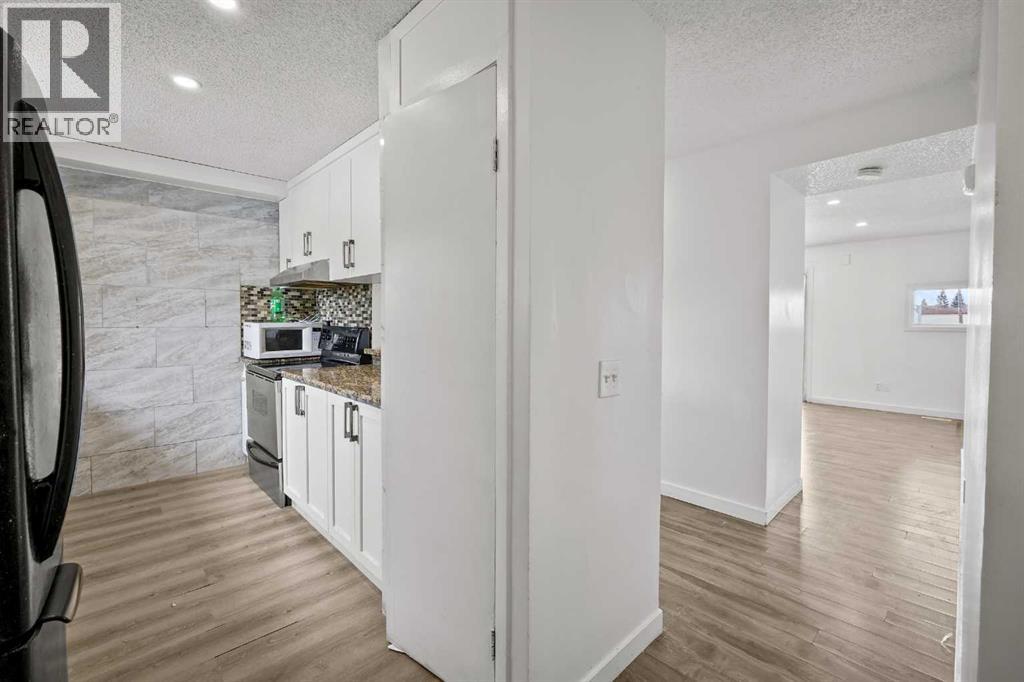 16, 131 Templehill Drive Ne, Calgary, Alberta  T1Y 4T1 - Photo 17 - A2288851