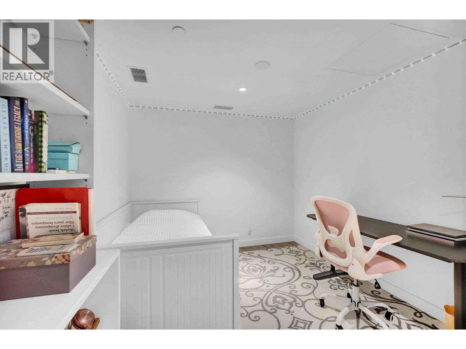 412 1500 Fern Street, North Vancouver, British Columbia  V7J 0E6 - Photo 24 - R3099110