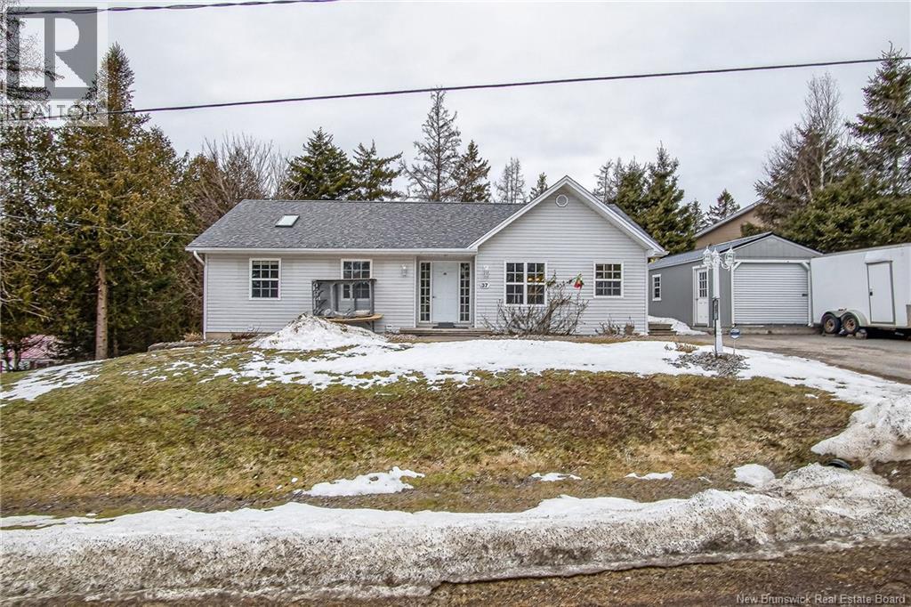 37 Hilltop, Hampton, New Brunswick  E5N 5P1 - Photo 3 - NB134965