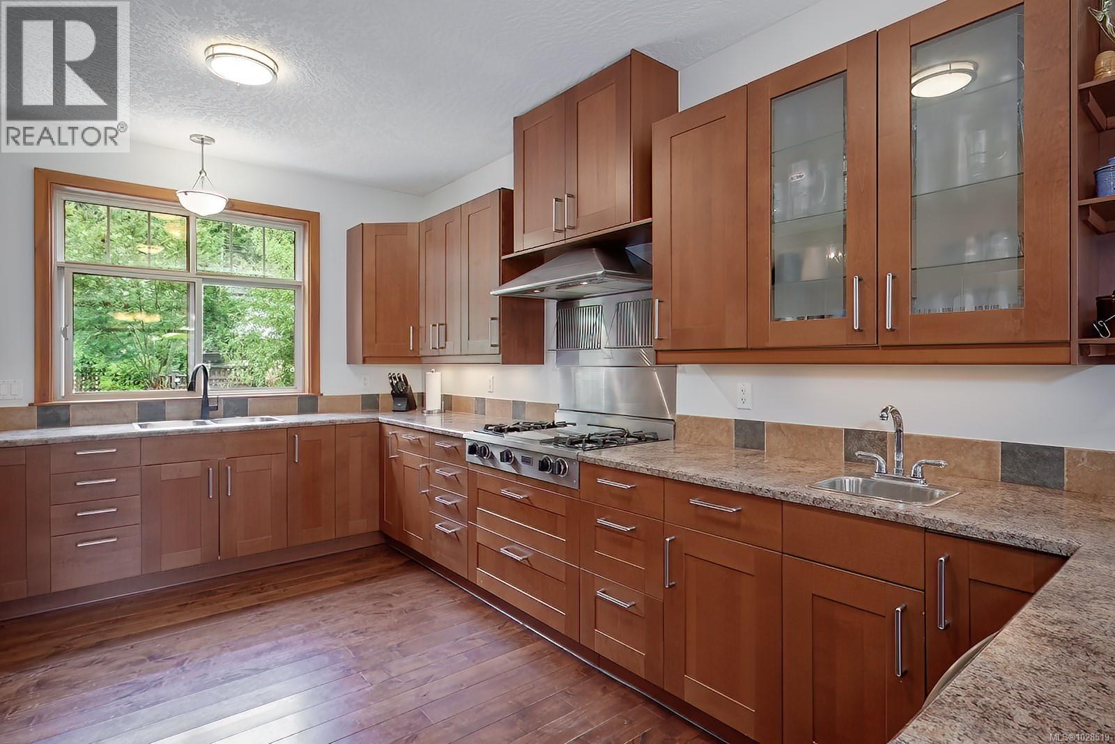 1858 Taylor Walk, Qualicum Beach, British Columbia V9K 2S3 - Photo 4 - 1028519