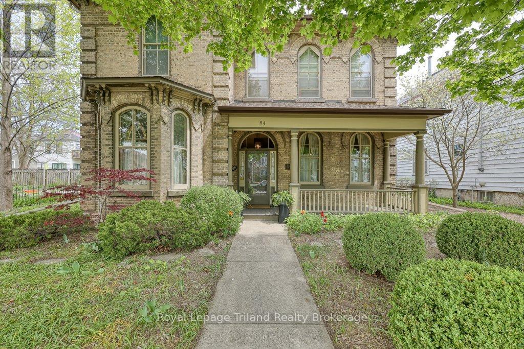 94 Rolph Street, Tillsonburg, Ontario  N4G 3Y4 - Photo 1 - X12879076